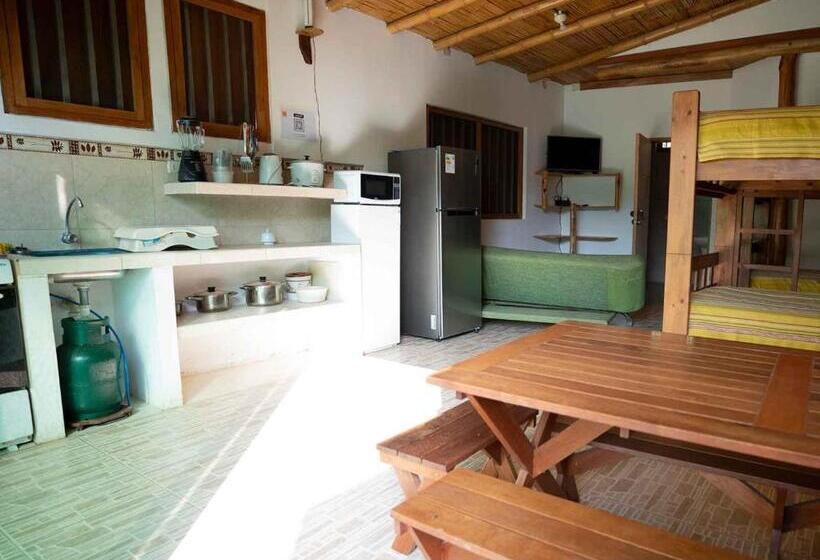 בונגלו משפחתי, Huluwaju