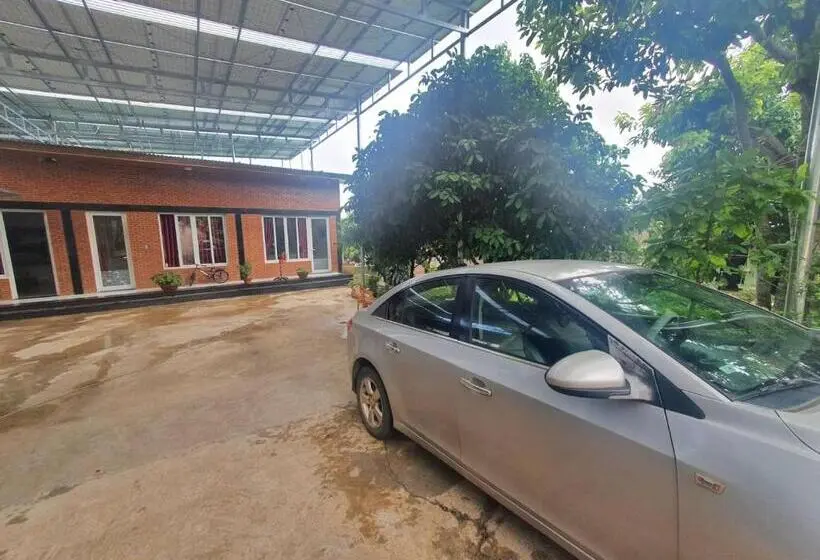 سوییت خانوادگی, Nhà Nghỉ ThẢo NguyÊn Xanh