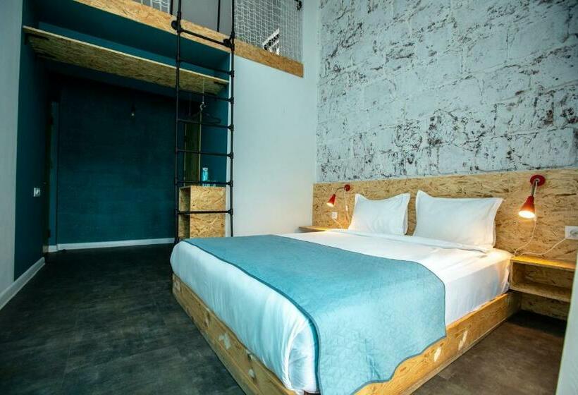 Семейный Номер, Vardeni Guesthouse