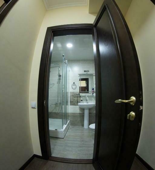 스탠다드 룸 킹사이즈 침대, Marhabo Hotel Palace