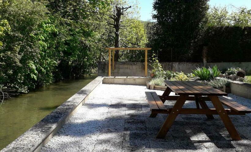 غرفة عائلية, Chez Madgi Et Jean Mi