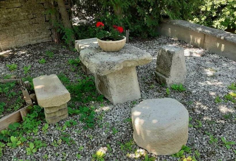 غرفة عائلية, Chez Madgi Et Jean Mi