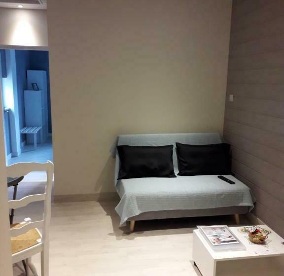 غرفة عائلية, Chez Madgi Et Jean Mi