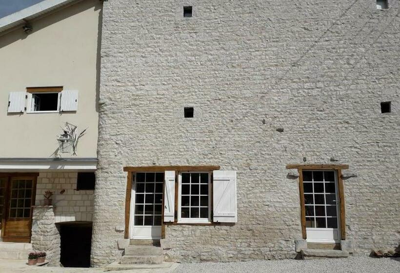 غرفة عائلية, Chez Madgi Et Jean Mi