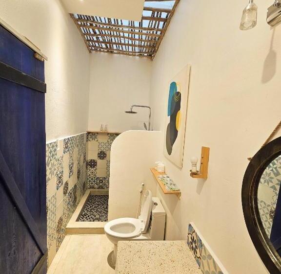 اتاق استاندارد چهار تخته, Hacoda Homestay