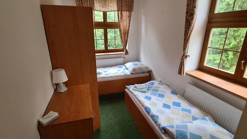 חדר סטנדרט לארבעה, Královský Dvůr Bílý Potok