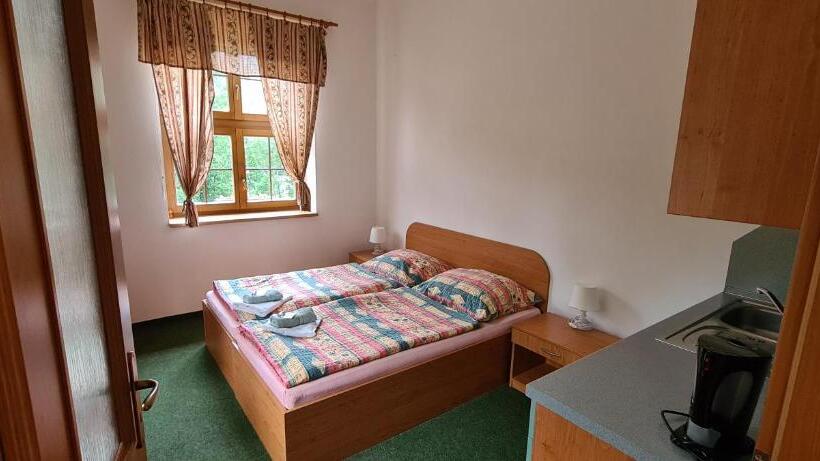 חדר דלוקס, Královský Dvůr Bílý Potok