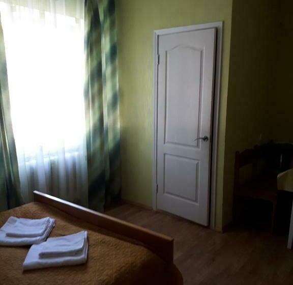 اتاق استاندارد, Gostynnyi Dvir