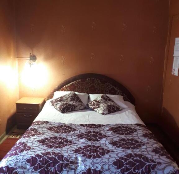 اتاق استاندارد, Gostynnyi Dvir