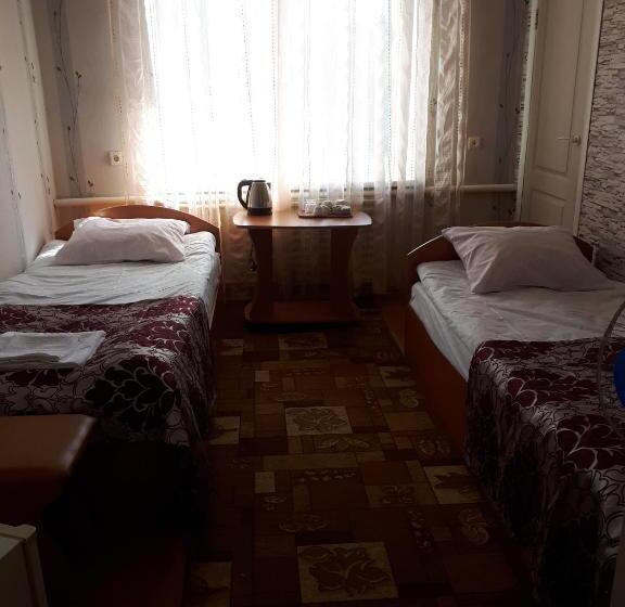 اتاق استاندارد, Gostynnyi Dvir