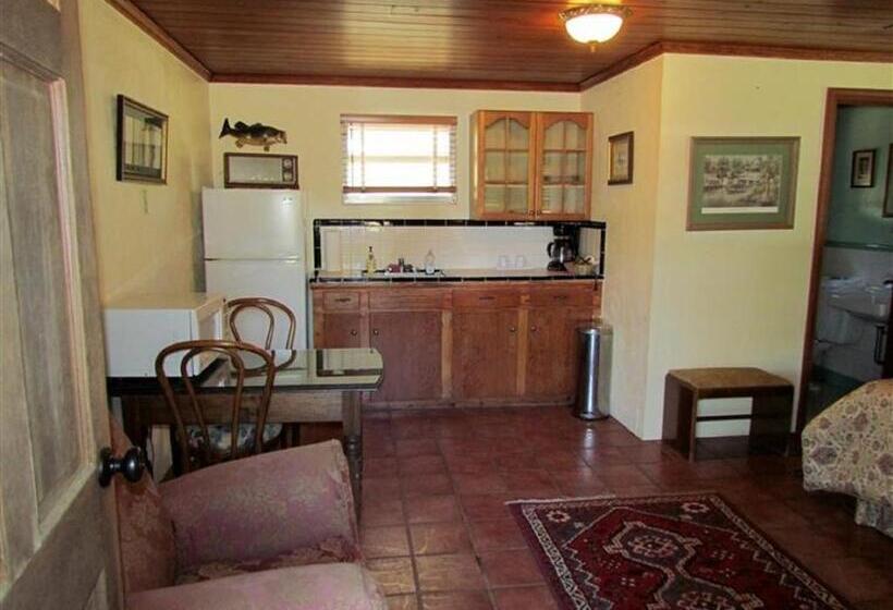 Standard Szoba, The Yearling Cabins