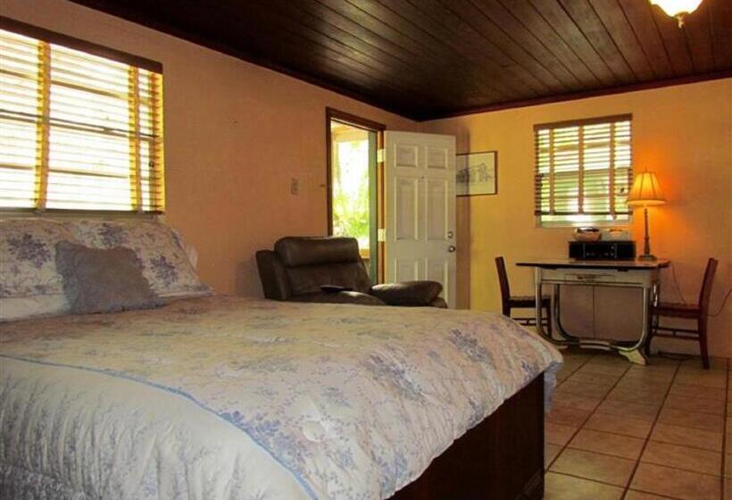 Deluxe Szoba, The Yearling Cabins