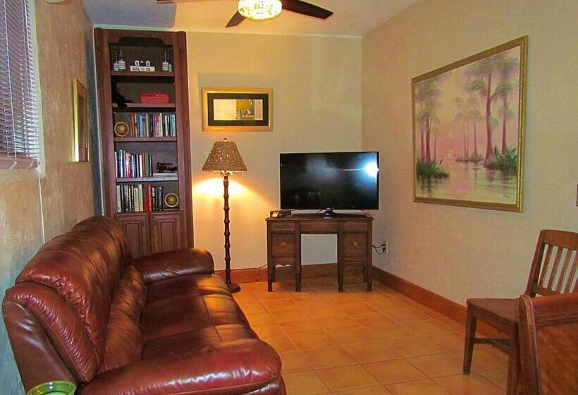 2 Szobás Ház, The Yearling Cabins