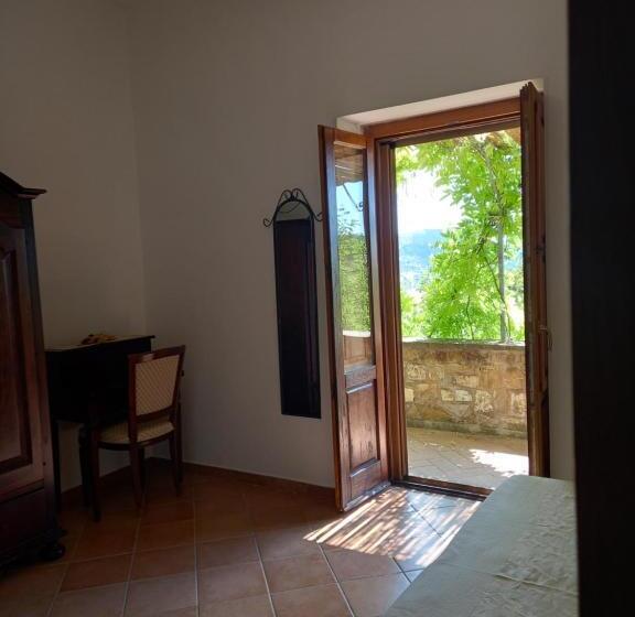 Standard Kolmen Hengen Huone, Dormire Al Casale