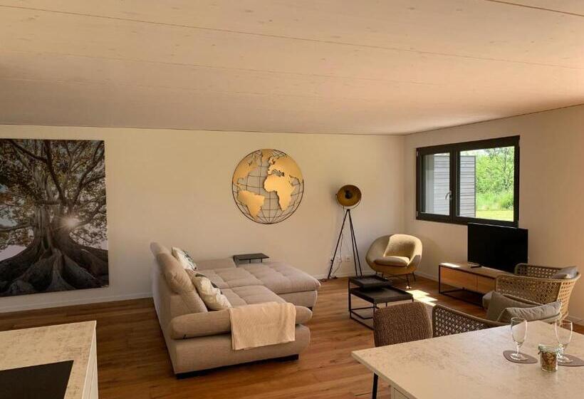 דירת חדר בקומת קרקע, Lodge Glardons