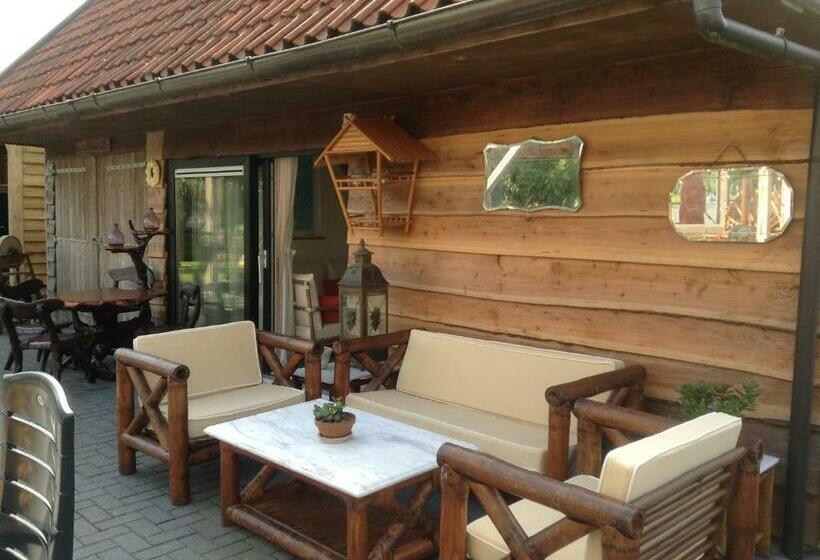 标准间, Romala's Home