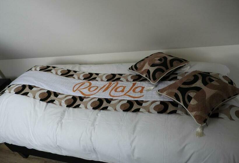 标准间, Romala's Home