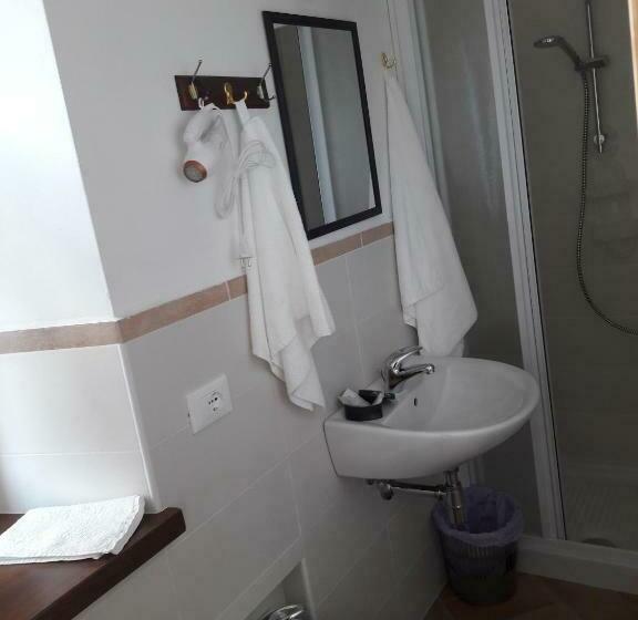 غرفة فردية  مطلة على الحديقة, Agriturismo Vallonga