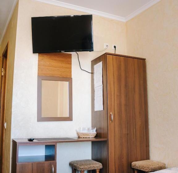 标准单人间, Filvarok