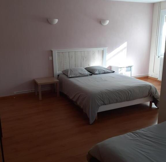 חדר משפחתי, Le Rond Gardien