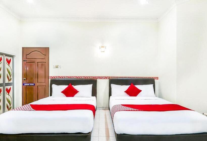 Aile Süiti, D  Anjung Inn