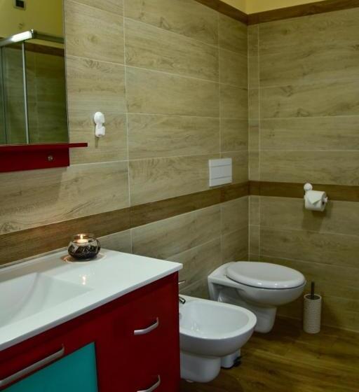 חדר לארבעה סטנדרטי עם מרפסת, Villa Aurora