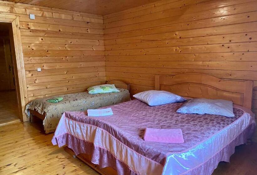 트리플 클래식 룸, Medova Hata