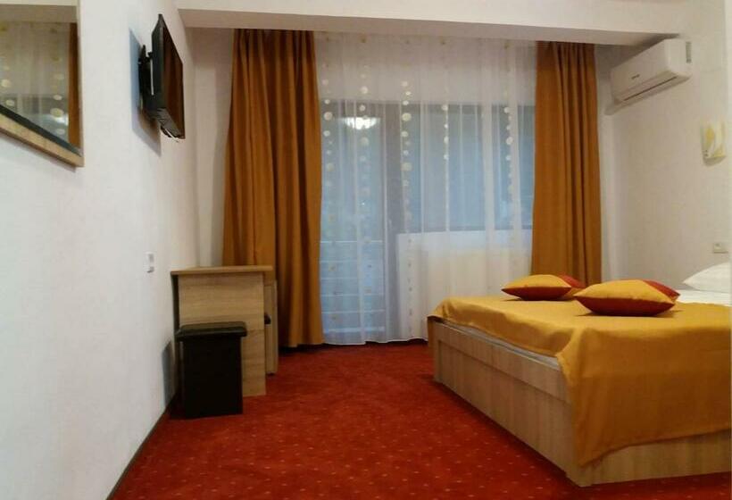 חדר סופריור, Pensiunea Karina