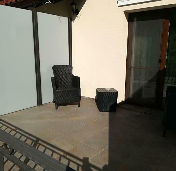 חדר סטנדרט עם מרפסת, Pensiunea Perla Martiniei Nsd