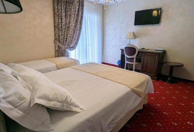 חדר סטנדרט לשלושה, Pensiunea Perla Martiniei Nsd