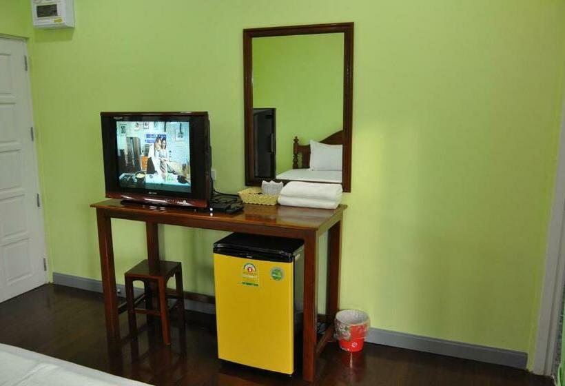 标准间, Poon Suk Resort Prachinburi