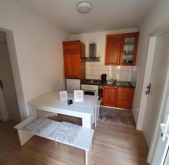 آپارتمان 2 خوابه, Minidorms In Heart Of City Center