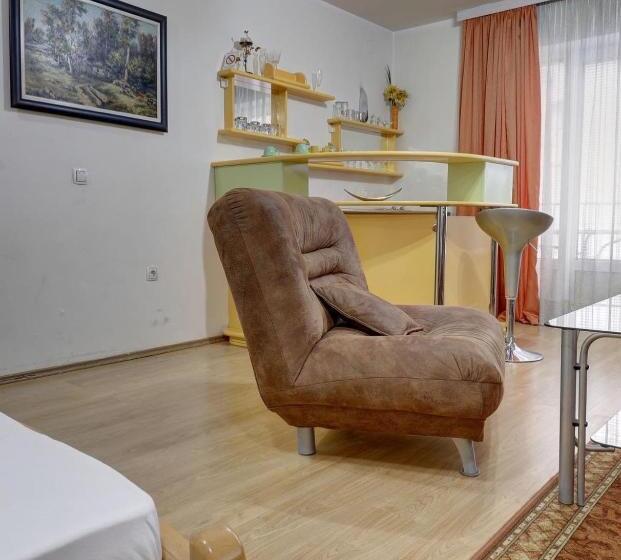 استودیو استاندارد با بالکن, Perla Ldm Leskovac