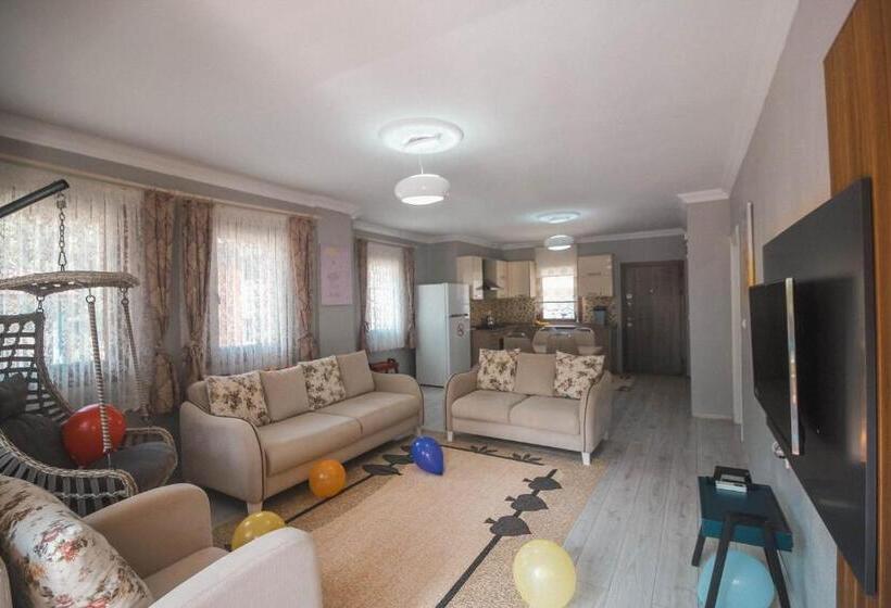 آپارتمان 1 خوابه, Efulim Apart