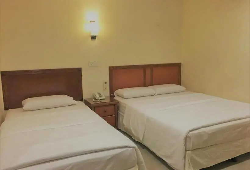 デラックストリプルルーム, Harbour View Hotel Sekinchan