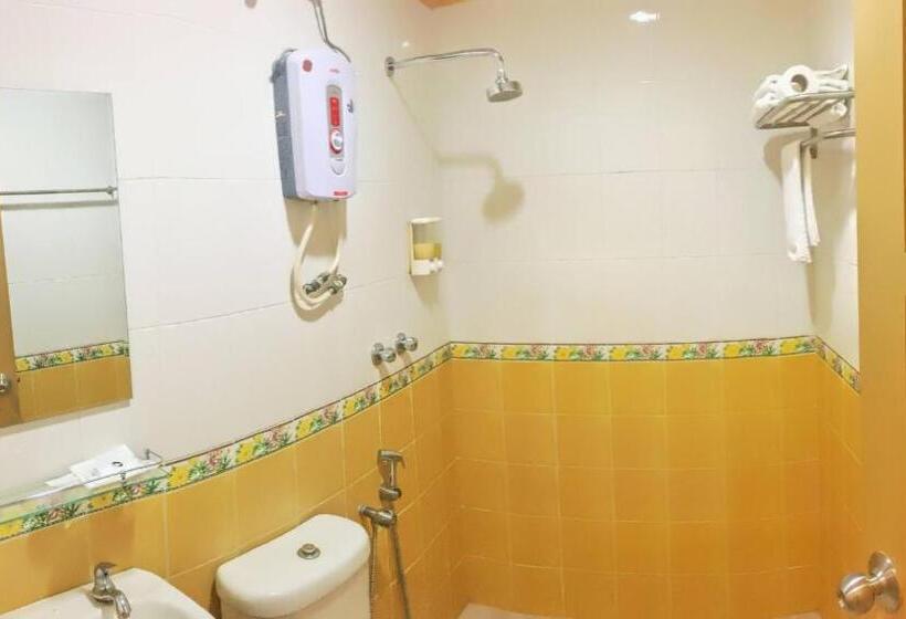 غرفة عائلية, Harbour View Hotel Sekinchan