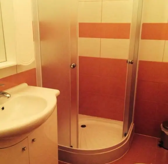 Standard-huone, Fiama