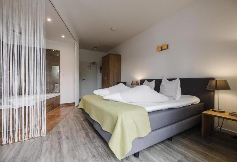 标准工作室带阳台, Jordan's Untermühle