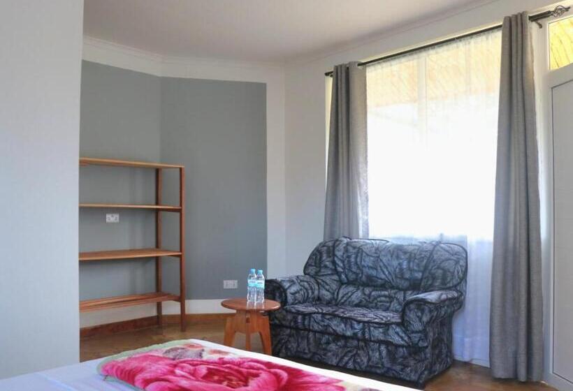 חדר אקזקיוטיב, Karanga River Lodge