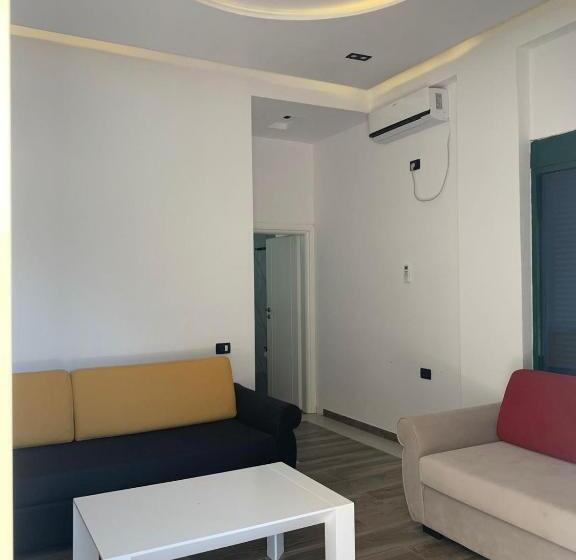 סוויטה, Kristal Borsh