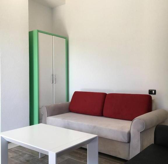 סוויטה, Kristal Borsh