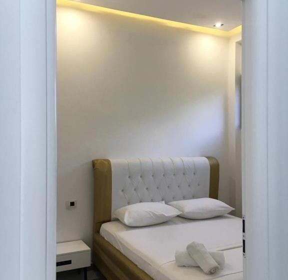 סוויטה, Kristal Borsh