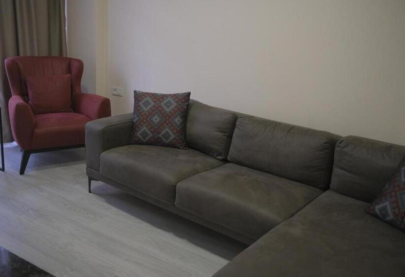 带露台的套间, Sts Hotel Luleburgaz