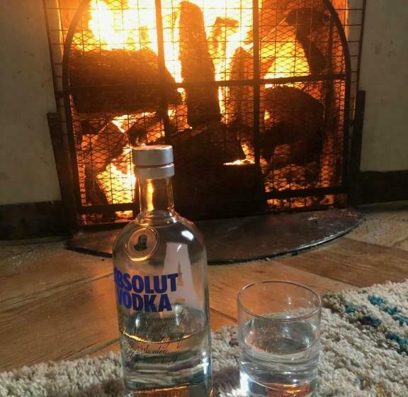 ویلای 3 خوابه, Swiss Farm Cottage