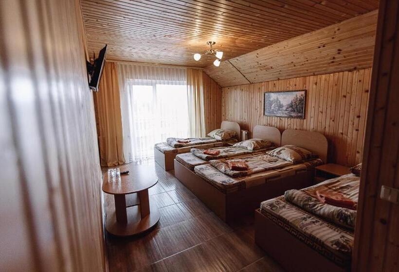 اتاق استاندارد چهار تخته, Toga