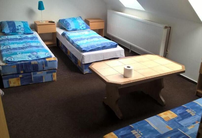 패밀리 룸, Penzion U Hladů