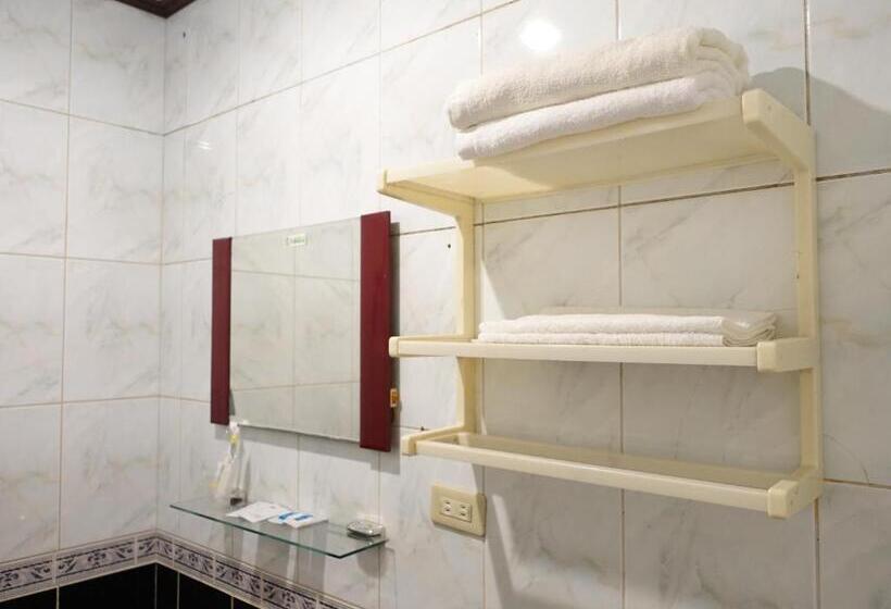 اتاق اکونومی, Fulong Haido Inn