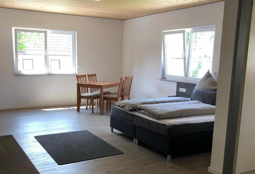 Estudio Familiar, Landgasthof Krone