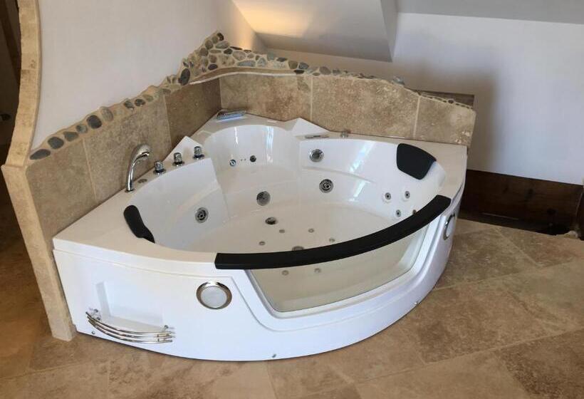 Люкс с гидромассажем, L Armonia