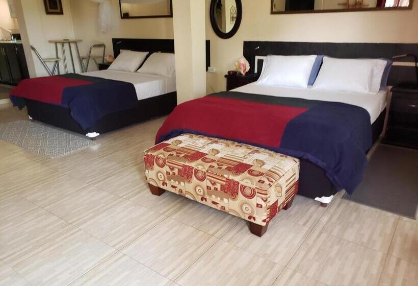 استودیو استاندارد با چشم‌انداز باغ, Carolina Point Resort